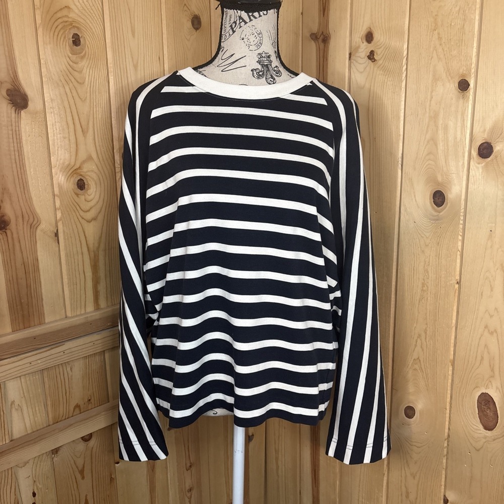 Cos boxy long sleeve shirt navy cream stripe size Large wide sleeve classic